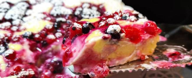 Torta ai frutti di bosco: meno di 130 calorie, ma squisita