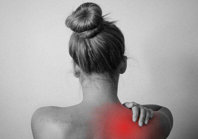 Dolore alla spalla: come fare per prevenire e curare questo fastidio
