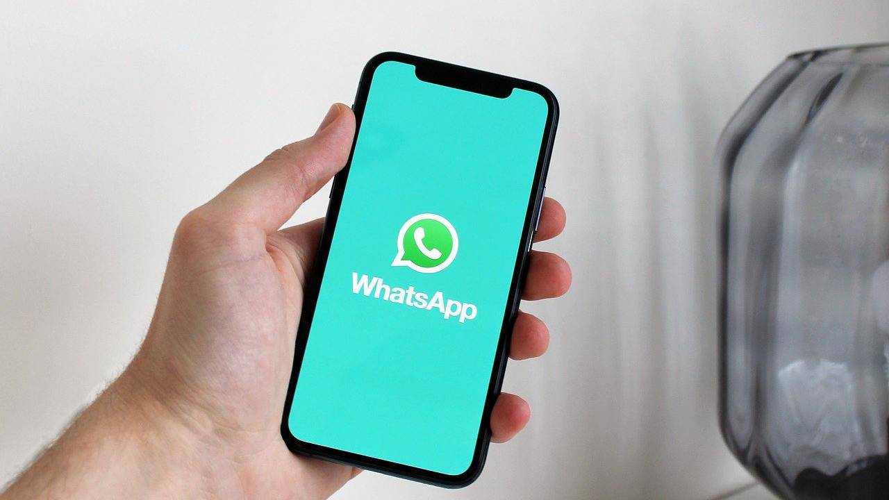 whatsapp nascondere dettaglio