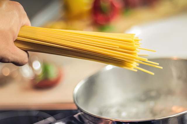 Spaghetti napoletani: Totò li adorava, ricetta segreta!