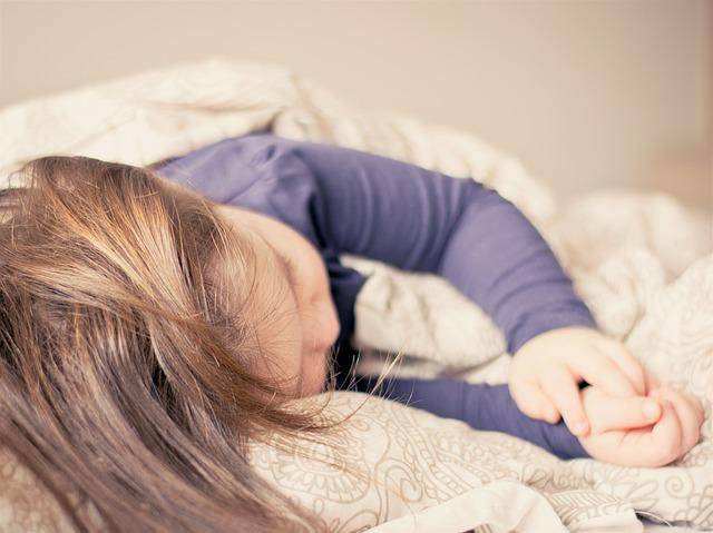 Sonno dei bambini: ecco come fare per farli dormire tutta la notte