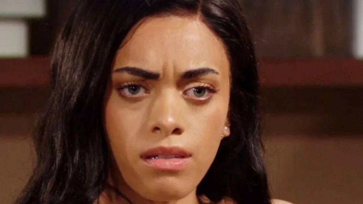 Beautiful: Zoe entra in ansia e viene pugnalata alle spalle