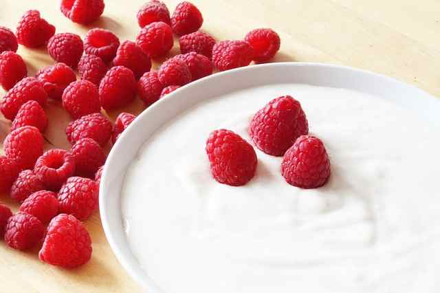 Yogurt: serve 1 tazza solamente per questa torta buonissima