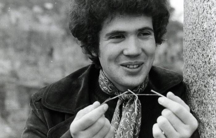 Lucio Battisti: avete mai visto il figlio? E’ la sua fotocopia Lucio Battisti: avete mai visto il figlio? E’ la sua fotocopia
