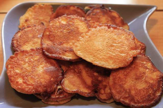 Frittelle dolci con i fiori di zucca: una bontà unica