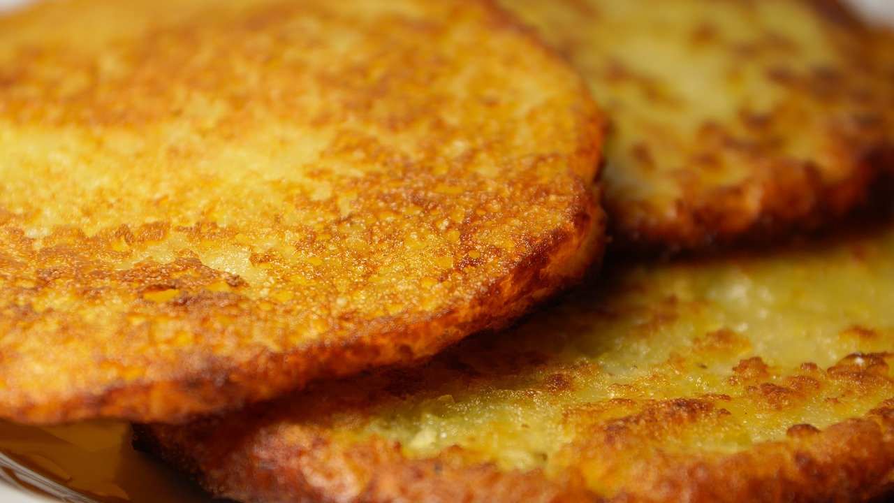 Frittelle dolci con i fiori di zucca: una bontà unica