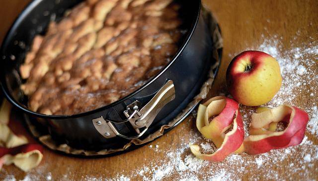 Torta di mele light pronta in 5 minuti, anche meno!