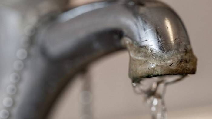 Calcare ai rubinetti: come eliminarlo