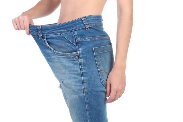 Taglia giusta dei pantaloni: prova questi metodi