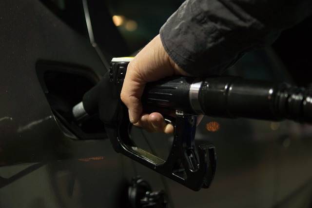 Benzina: fai il pieno prima che sia troppo tardi