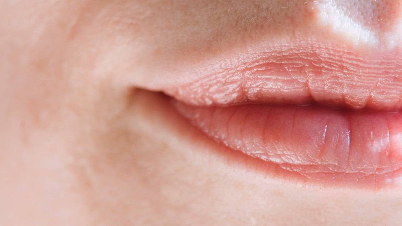 Filler per le labbra? Non serve, è necessario un buon rossetto (Pexels)