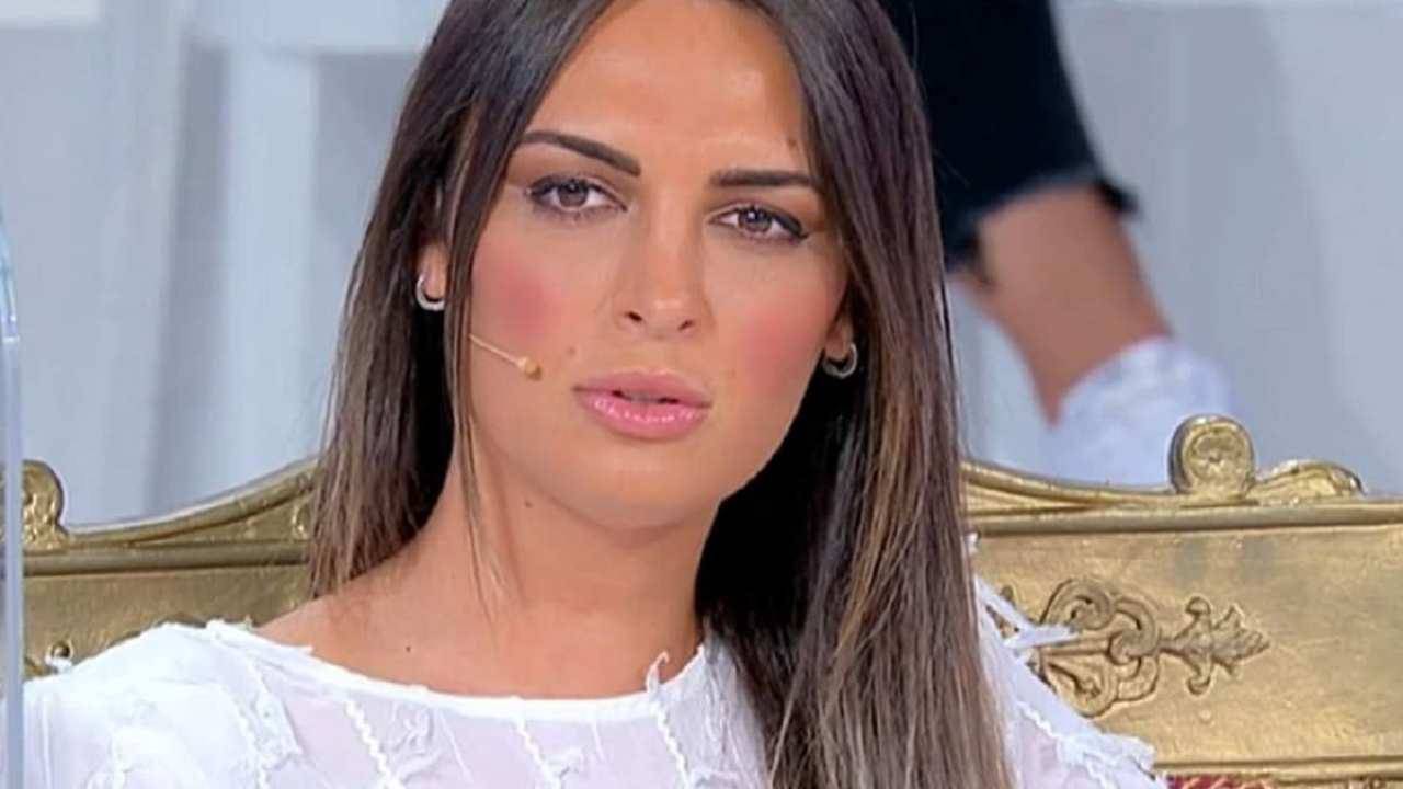 uomini e donne andrea nicole confessa