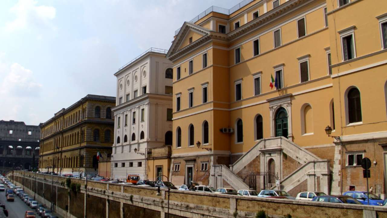 Liceo Scientifico Cavour (Facebook)