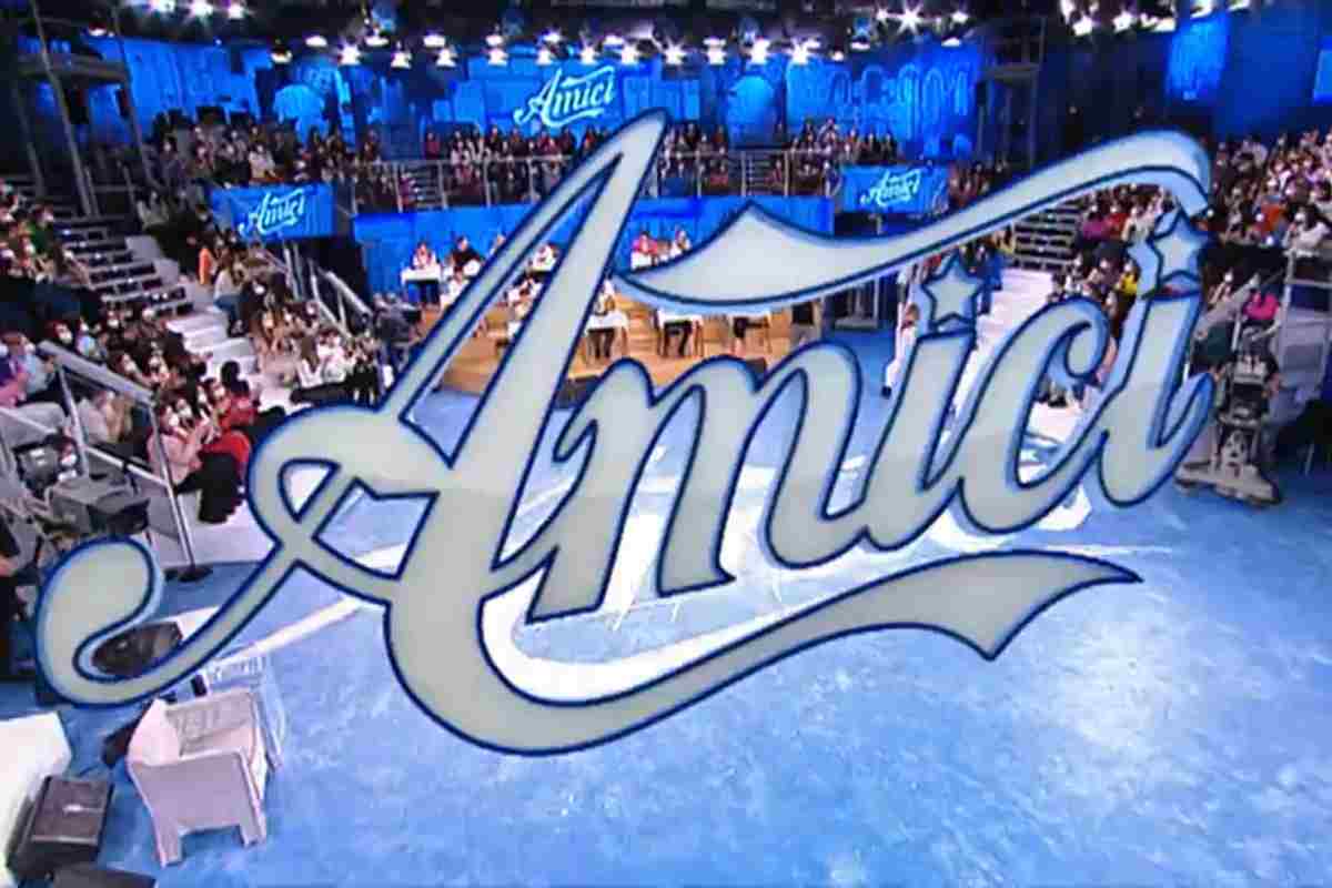 Amici, il talent show condotto da Maria De Filippi torna presto - 