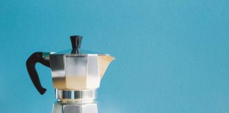pulire moka due ingredienti