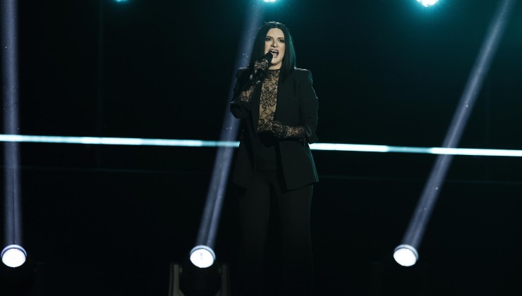 Laura Pausini per la sua Romagna