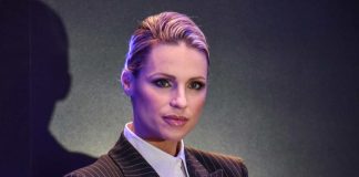 michelle hunziker sorride