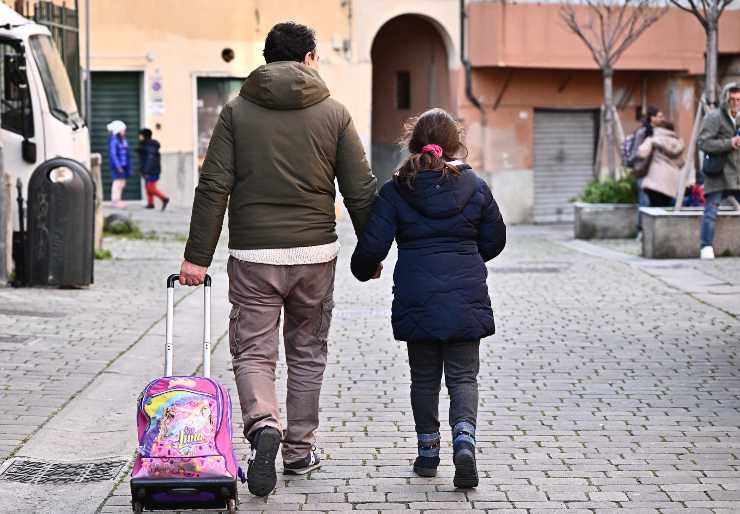 famiglia controllo: amore ed educazione come esempio