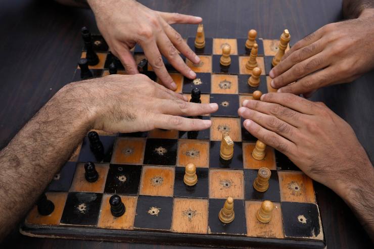 giochi tra cui scacchi aiutano cervello a restare giovane