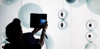epoca digitale: quanto cambia contatto umano