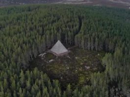 Una piramide in Scozia? Proprio così, ecco dove si trova