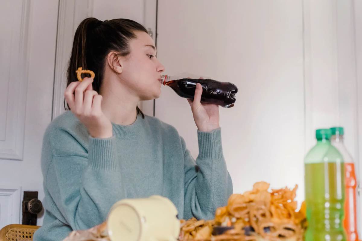 Junk food crea dipendenza, l'allarme degli esperti