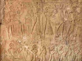 All'interno della tomba di uno scriba egiziano