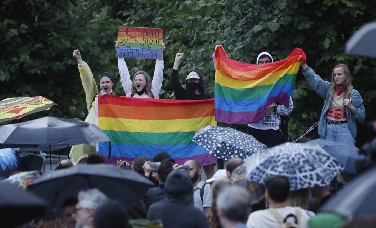 Russia, le leggi contro la comunità lgbtq+