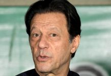 Imran Khan vince le elezioni in Pakistan ma viene escluso