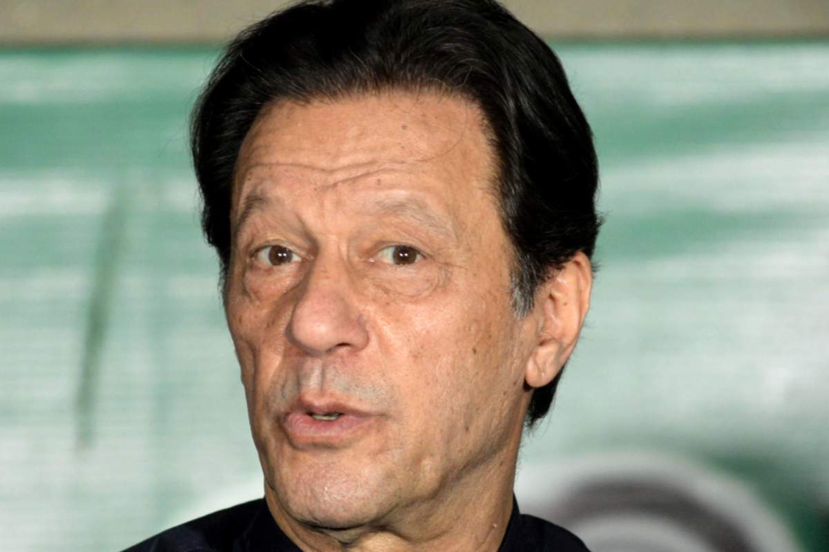 Imran Khan vince le elezioni in Pakistan ma viene escluso