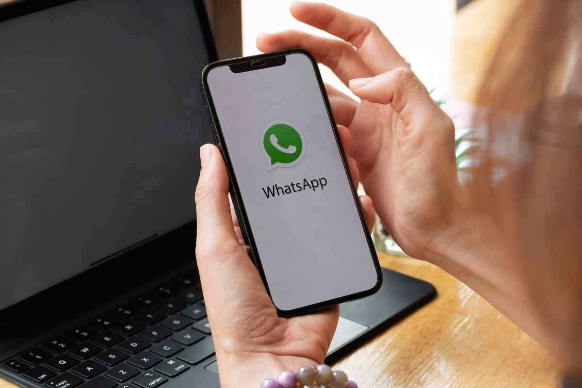 Scomparire da WhatsApp senza eliminare l'account