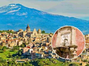 Militello in Val di Catania dall'alto e tondo con fontana barocca