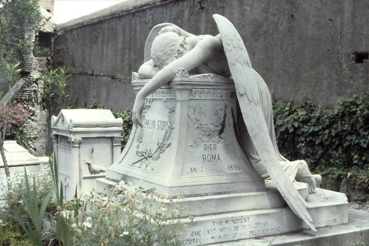 Statua cimitero