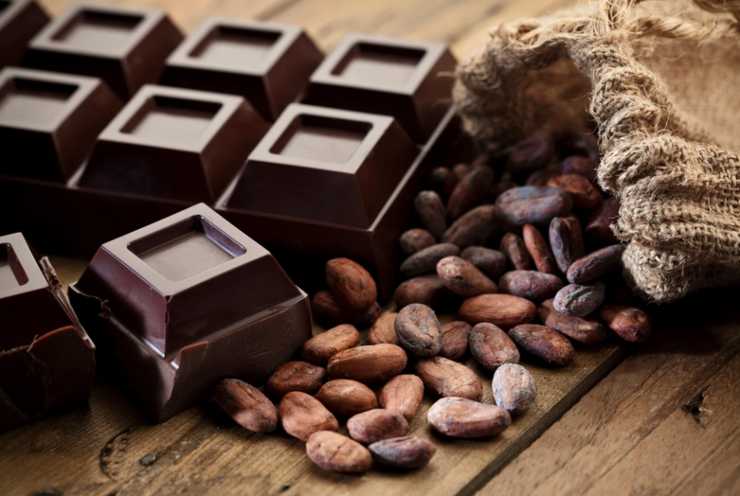 L'onda d'urto del caro-cacao: ecco perché il cioccolato diventa un lusso